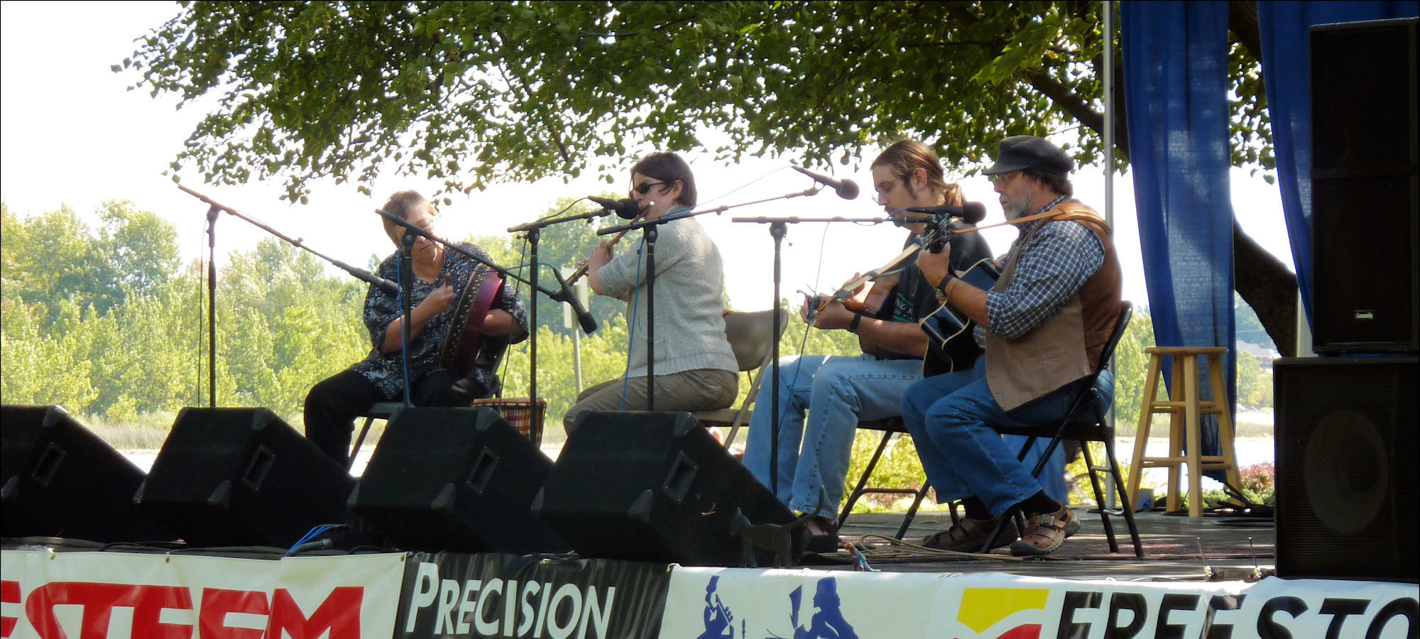 2023Three Rivers Folklife's Tumbleweed Music Festival, Howard Amon Park on the Columbia River